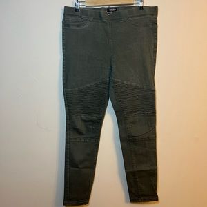 Olive Green Motto Jeans - Fashion Nova